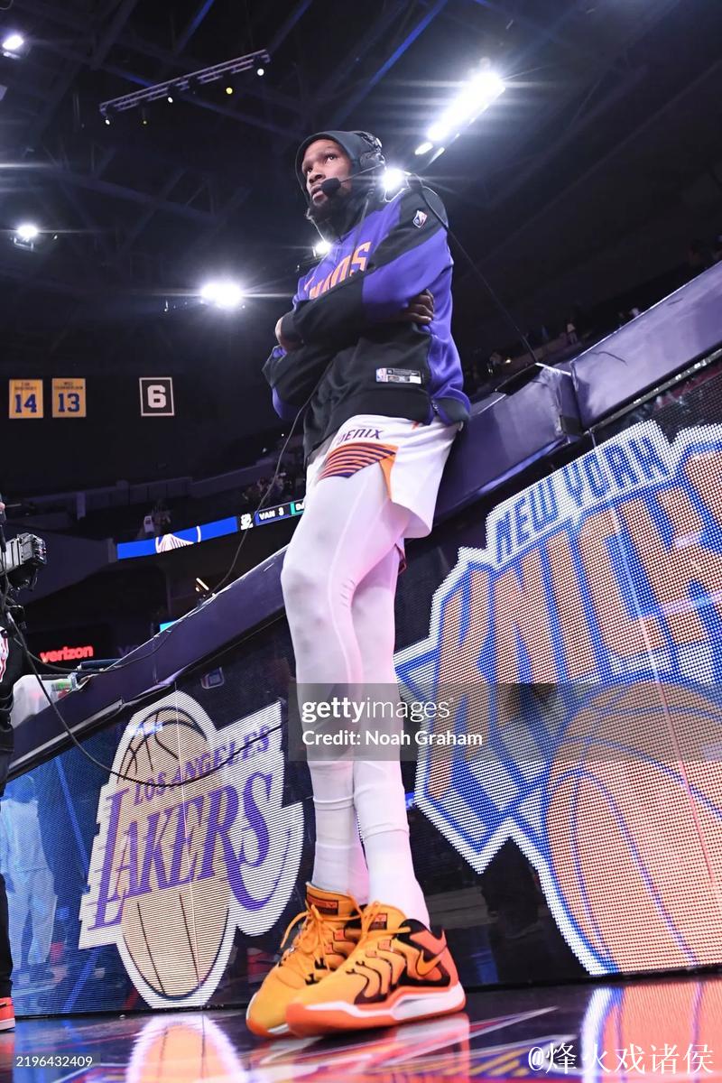 库里22+6+6杜兰特砍31分 勇士力克太阳止3连败