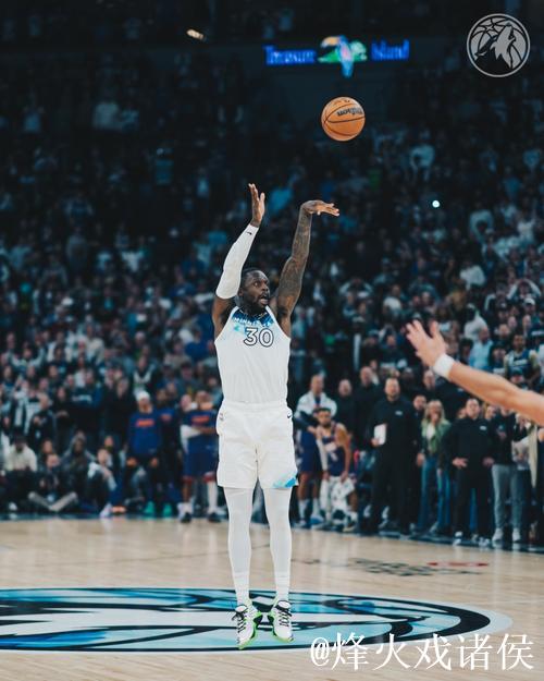 兰德尔绝杀森林狼惊险击败太阳 开拓者力克老鹰